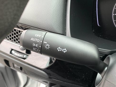 Used 2023 Honda Civic LX image 17