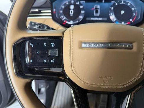 Used 2025 Land Rover Range Rover Sport Dynamic SE image 18