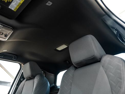 Used 2025 Toyota Tacoma SR RWD image 33
