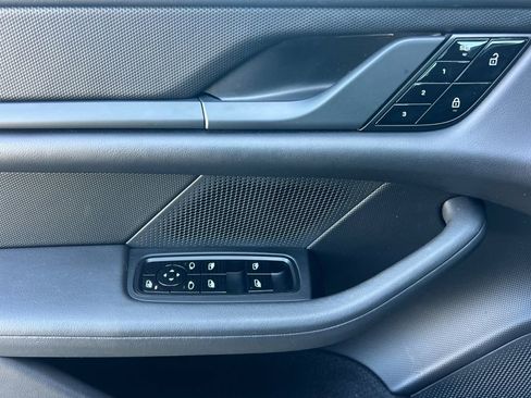 Used 2021 Porsche Taycan 4S image 10