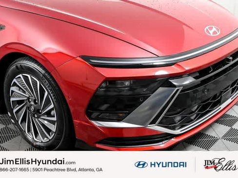 New 2025 Hyundai Sonata Limited FWD image 16