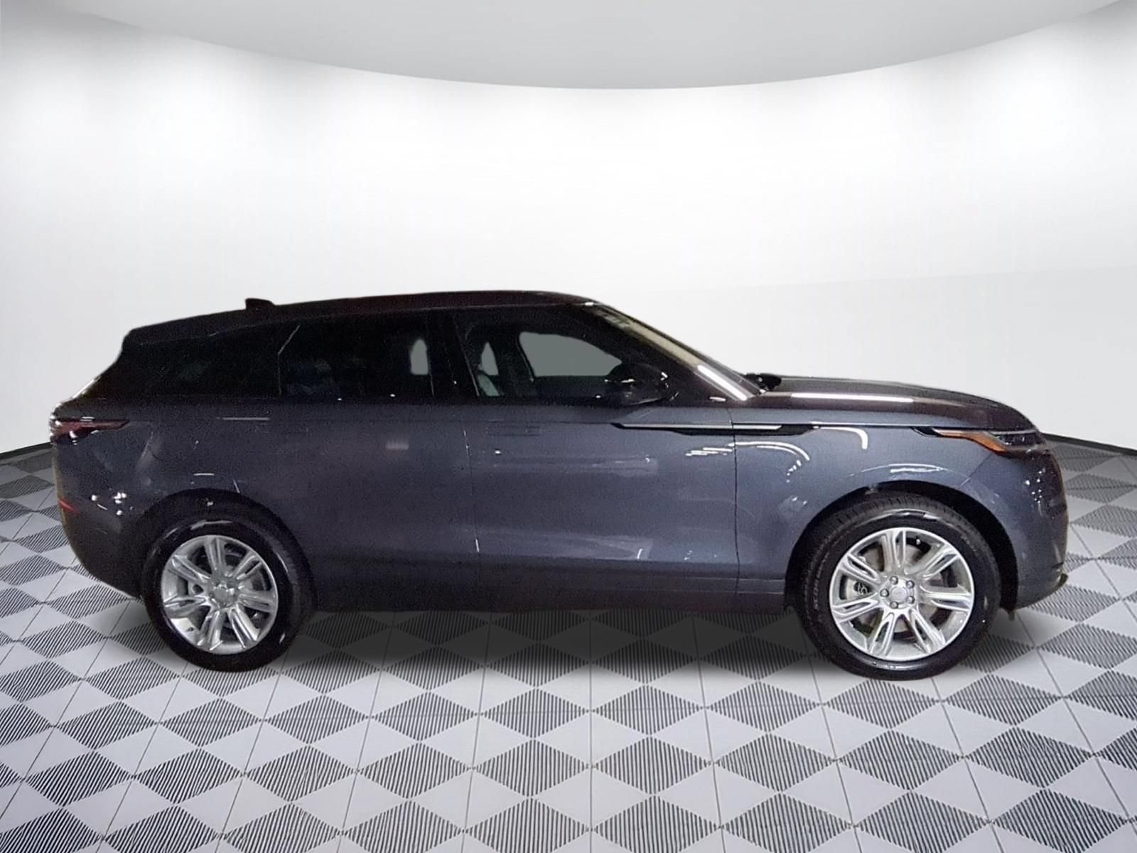 New 2026 Land Rover Range Rover Velar S AWD/4WD image 6