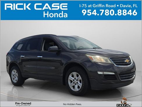 Used 2015 Chevrolet Traverse LS FWD image 1