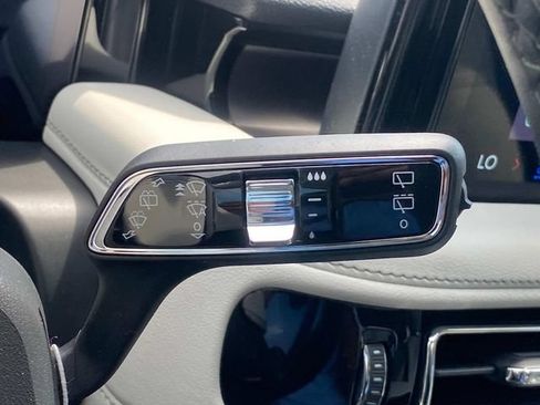 New 2026 Lincoln Aviator 2WD image 19
