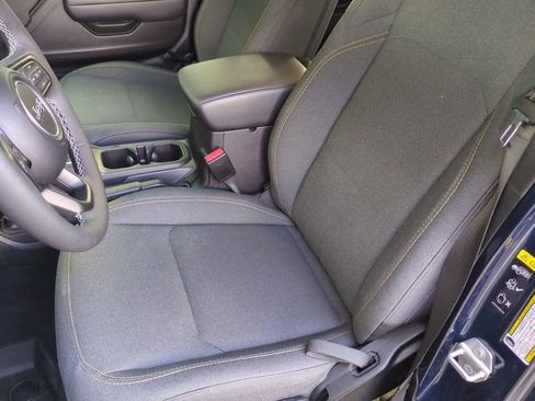 Certified 2025 Jeep Wrangler Willys image 17