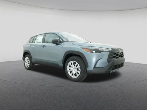 Used 2026 Toyota Corolla Cross L image 29