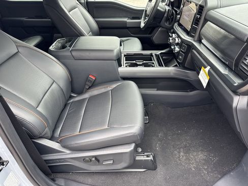 New 2026 Ford F250 Lariat w/ Black Appearance Package image 13