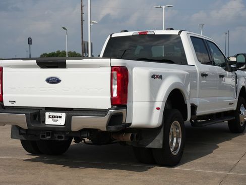 Used 2025 Ford F350 XLT AWD/4WD image 3
