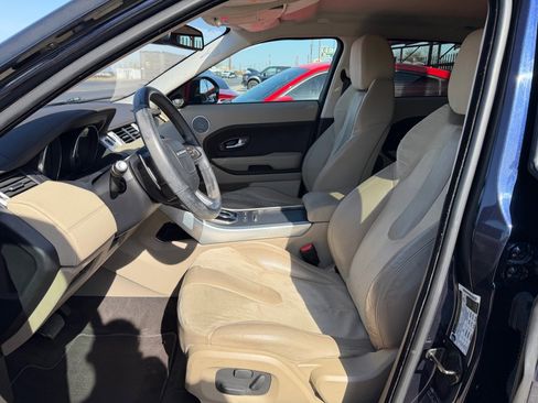 Used 2015 Land Rover Range Rover Evoque Pure image 38