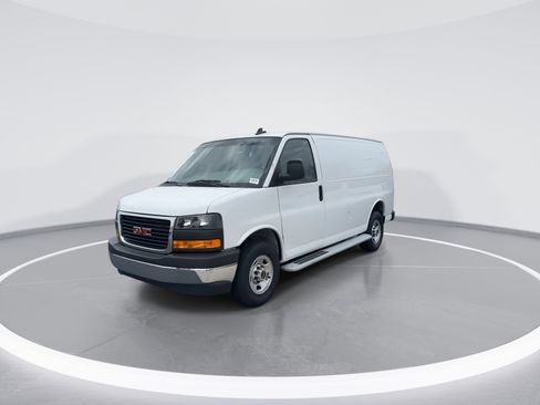 Certified 2024 GMC Savana 2500 w/ Driver Convenience Package image 5