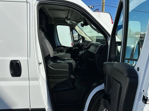 Used 2024 RAM ProMaster 2500 w/ Quick Order Package 22G SLT FWD image 14