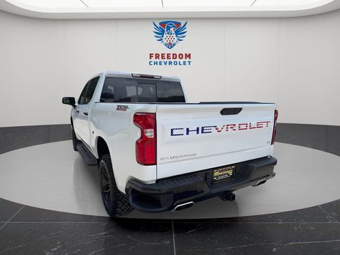 Used 2019 Chevrolet Silverado 1500 LT Trail Boss AWD/4WD image 5