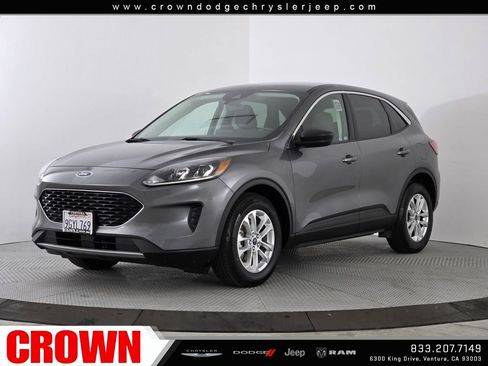 Used 2022 Ford Escape SE w/ Convenience Package image 3