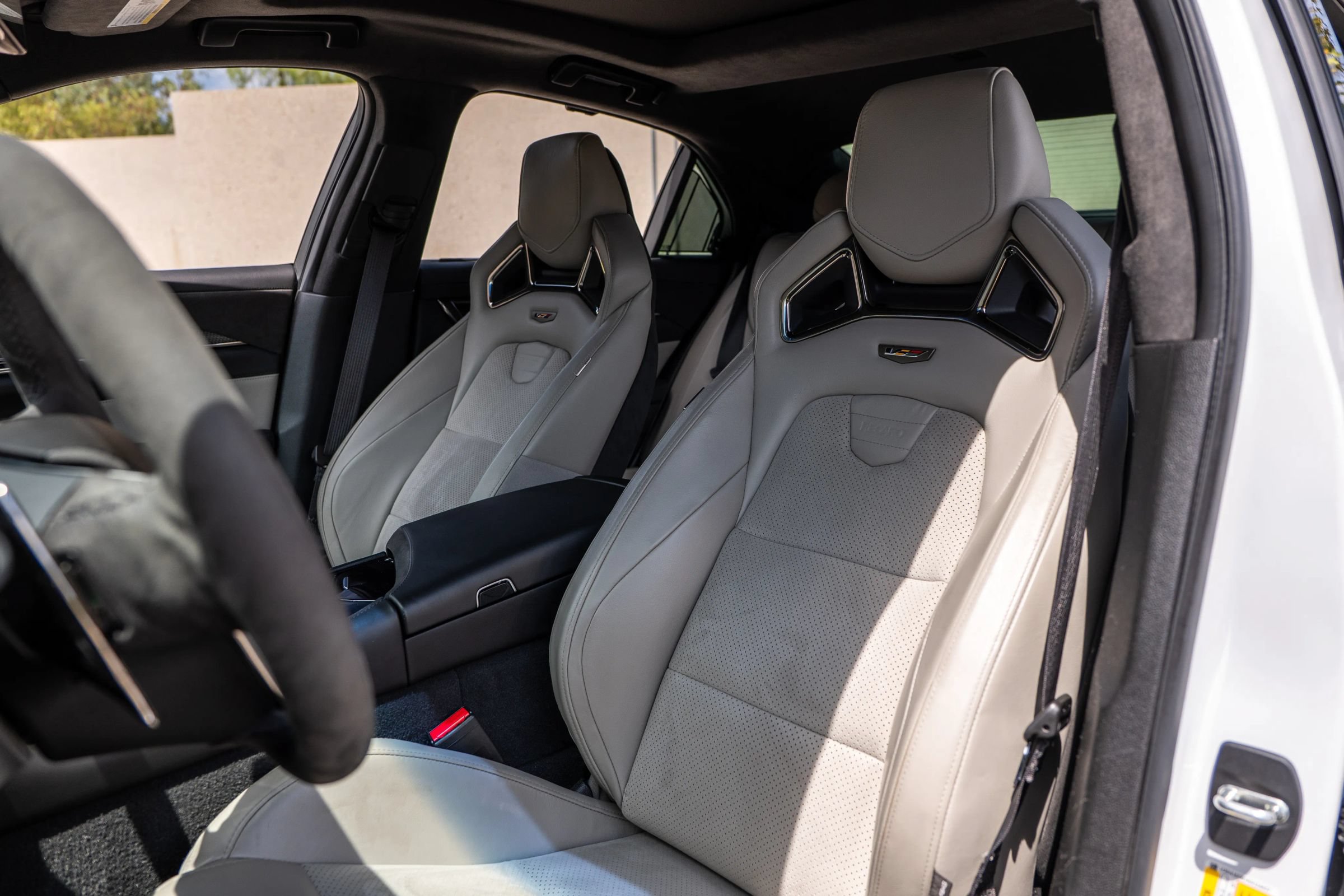 Used 2019 Cadillac CTS V w/ Carbon Fiber Package RWD image 21