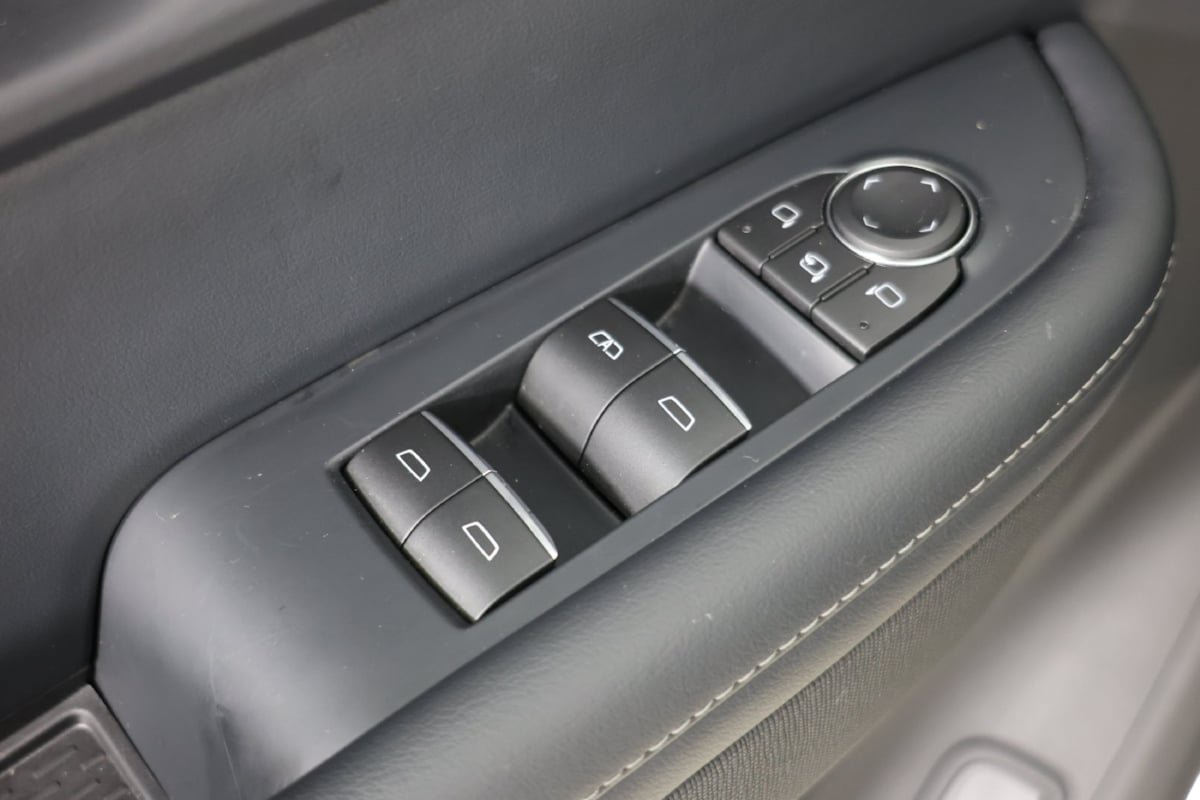 Used 2026 Buick Enclave Sport Touring AWD/4WD image 24
