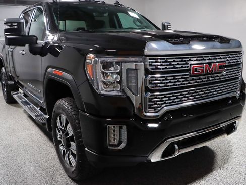 Used 2020 GMC Sierra 2500 Denali image 5