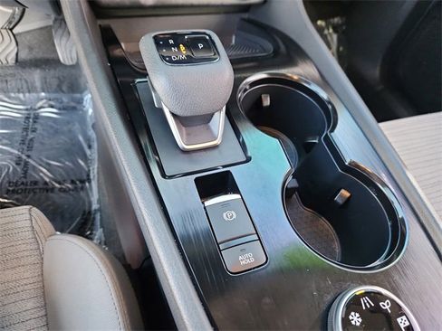 Certified 2023 Nissan Rogue SV image 21