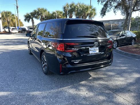 New 2026 Honda Odyssey EX-L image 4