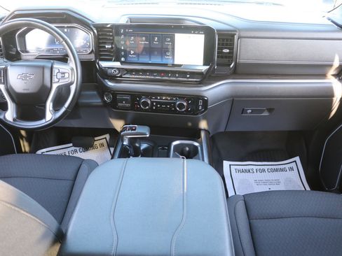 Used 2023 Chevrolet Silverado 1500 LT Trail Boss w/ Convenience Package II image 16