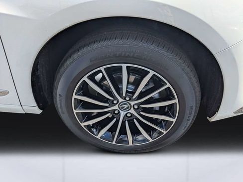 Certified 2025 Acura RDX SH-AWD w/ Advance Package image 10