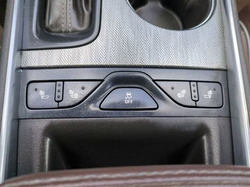 Used 2015 Chevrolet Impala LT w/ Convenience Package FWD image 28