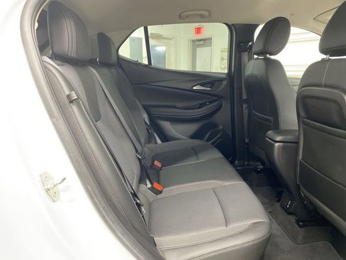 Used 2021 Buick Encore GX Preferred w/ Cold Weather Comfort Package image 17