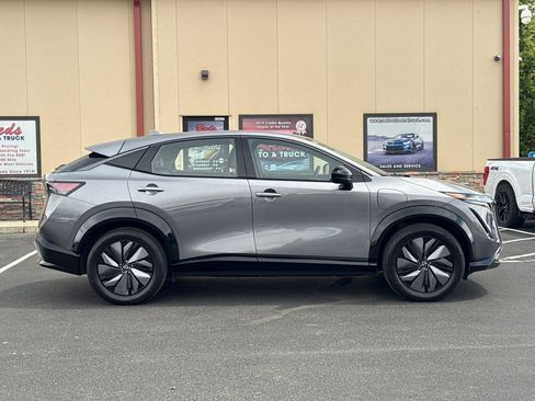 Used 2024 Nissan Ariya AWD image 7