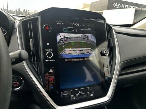 Used 2024 Subaru Crosstrek 2.0i Premium image 23