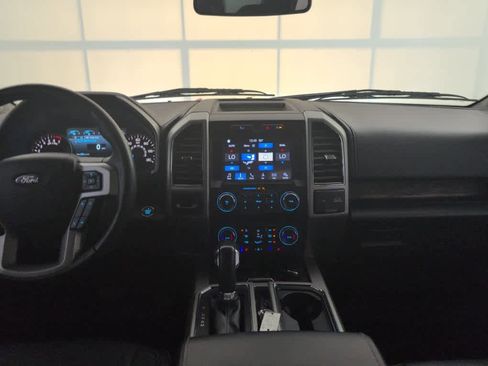 Used 2019 Ford F150 Lariat RWD image 16