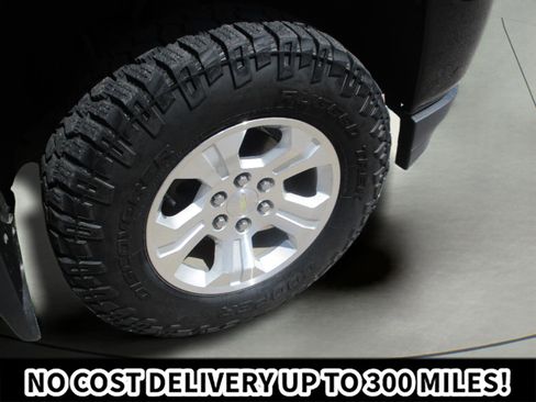 Used 2018 Chevrolet Silverado 1500 LT w/ All Star Edition AWD/4WD image 36