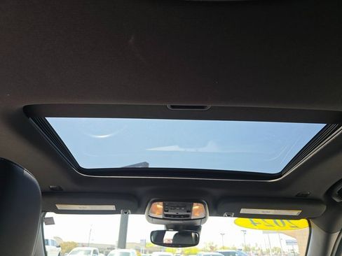 Used 2024 Dodge Durango GT image 15