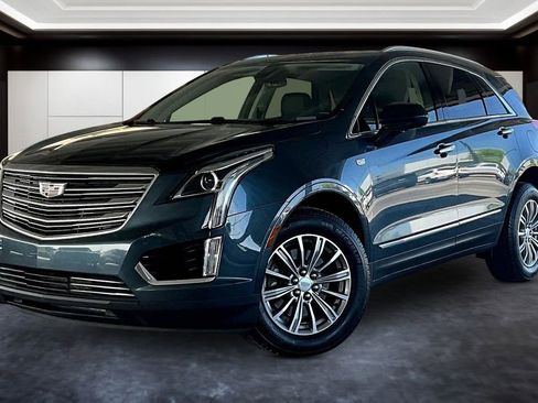 Used 2019 Cadillac XT5 Luxury AWD/4WD image 3