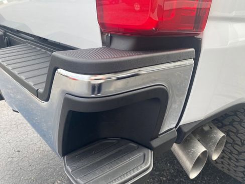 Used 2024 Ford F350 XL w/ XL Chrome Package image 38