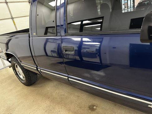 Used 1998 Chevrolet Silverado 1500 4x4 Extended Cab w/ Preferred Equipment Group 2 image 21