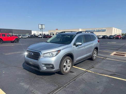 Used 2022 Subaru Ascent Premium w/ Convenience Package AWD/4WD image 5