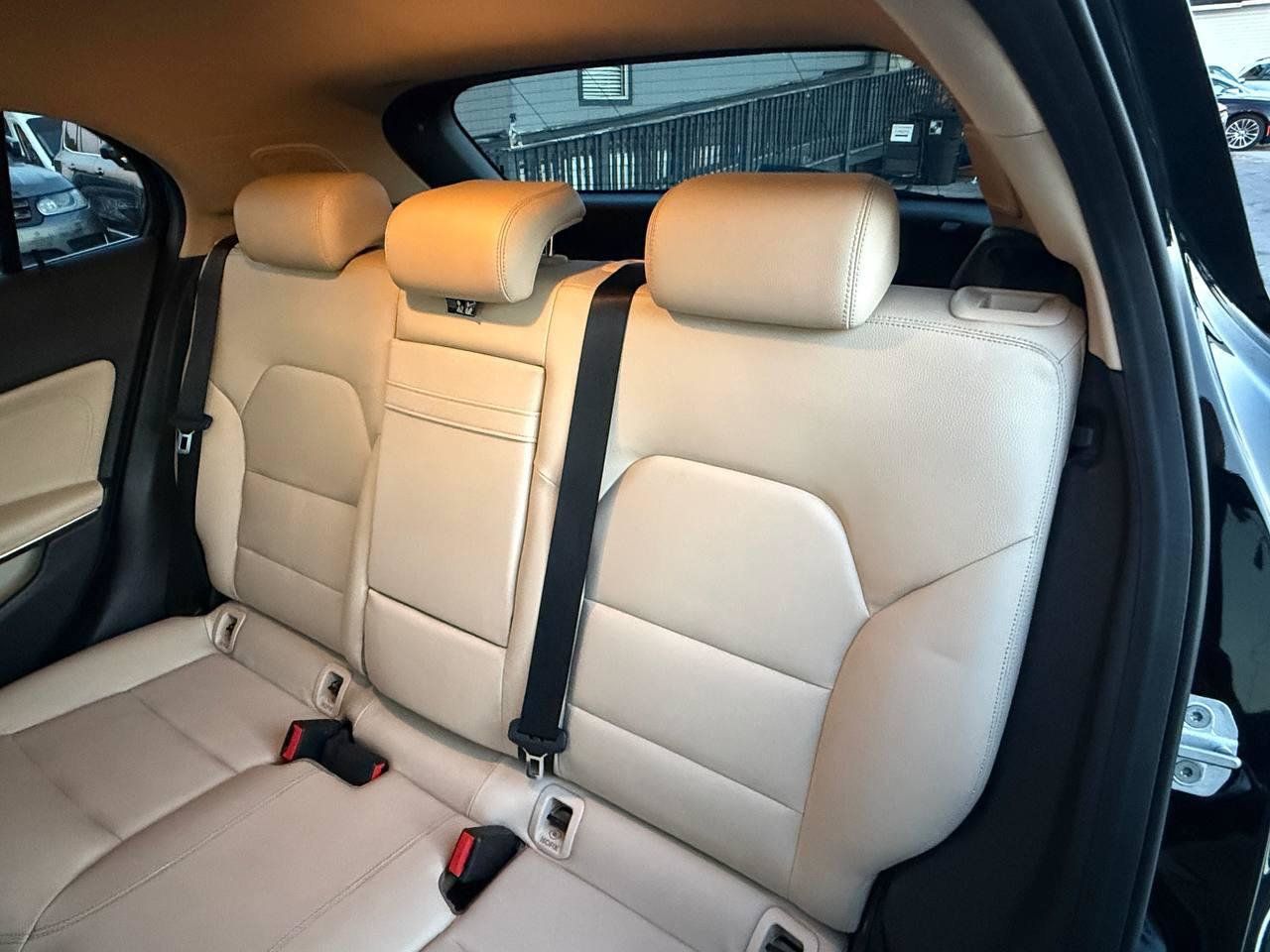 Used 2015 Mercedes-Benz GLA 250 4MATIC w/ Premium Package image 37