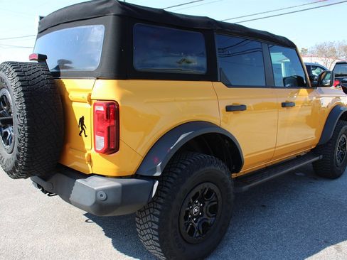 Used 2022 Ford Bronco Big Bend w/ Sasquatch Package image 7