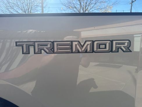 New 2026 Ford F350 Platinum w/ Tremor Off-Road Package AWD/4WD image 18