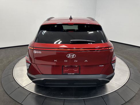 Certified 2024 Hyundai Kona SEL AWD/4WD image 6