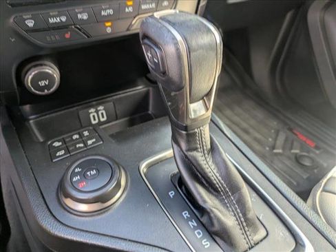 Used 2019 Ford Ranger Lariat w/ FX4 Off-Road Package image 11