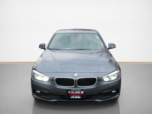 Used 2016 BMW 320i xDrive Sedan image 8