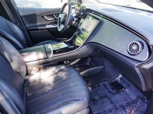 Used 2023 Mercedes-Benz EQE 500 4MATIC SUV image 16