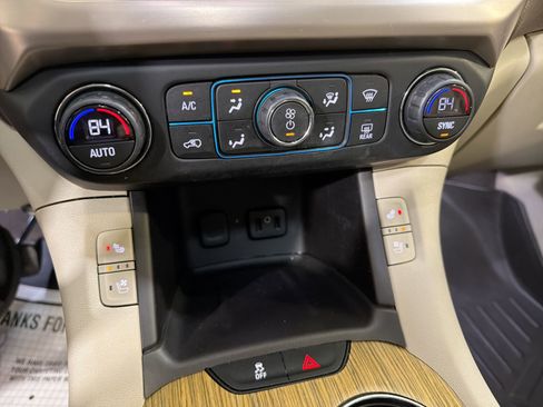 Used 2018 GMC Acadia Denali w/ Technology Package image 20