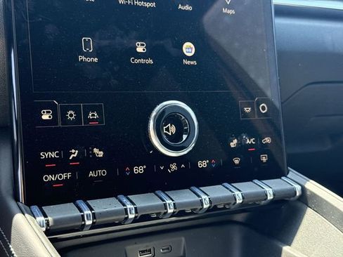 New 2026 GMC Terrain Elevation w/ Elevation Premium Package AWD/4WD image 18