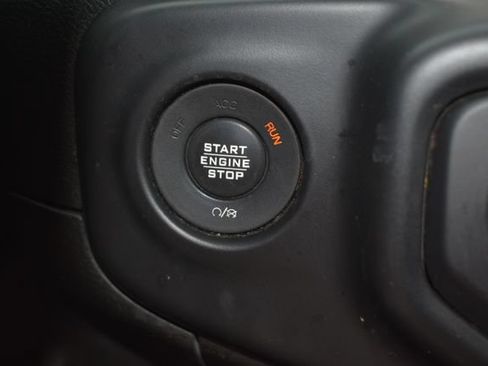 Used 2020 Jeep Wrangler Unlimited Sport S AWD/4WD image 4
