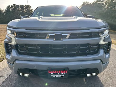 Used 2024 Chevrolet Silverado 1500 RST image 2
