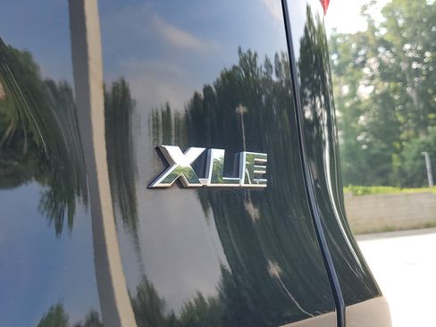 Certified 2024 Toyota RAV4 XLE FWD image 7