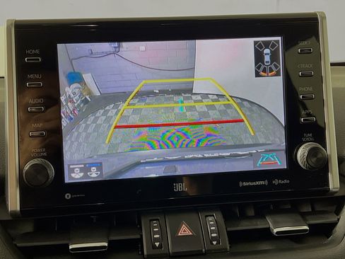 Used 2022 Toyota RAV4 XLE Premium image 28