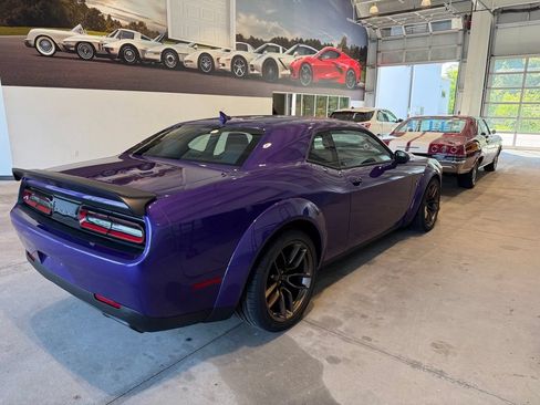 Used 2023 Dodge Challenger SRT Hellcat RWD image 5