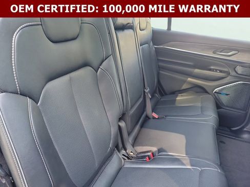 Used 2023 Jeep Grand Cherokee L Overland AWD/4WD image 18